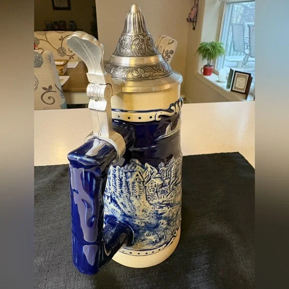 Limited Edition German Neuschwanstein Castle Souvenir Beer Stein - Picture 5 of 9